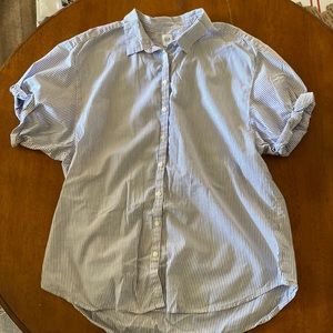 GAP PINSTRIPE BUTTON UP